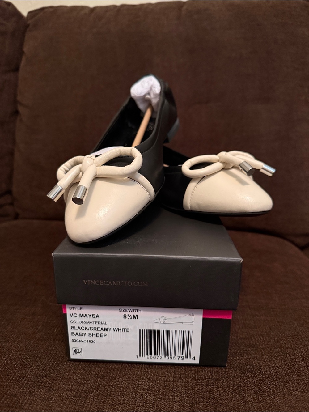 Vince Camuto Two-Tone Black and Cream Bow Pointed Toe Flats
